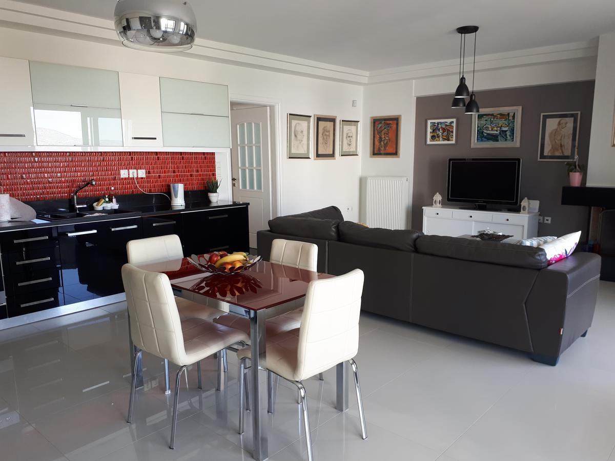 Ferienwohnung Luxurious House Near The Sea Pórto Ráfti Exterior foto